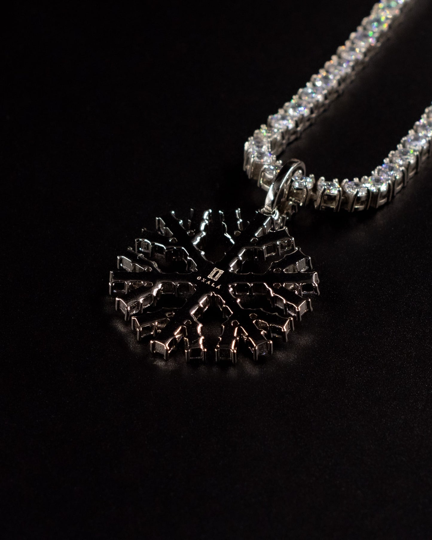 OXALA Snowflake Pendant